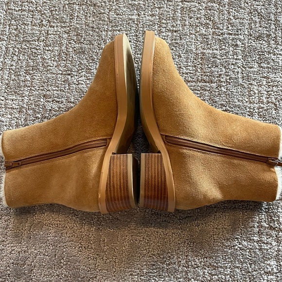 Matisse Nate Tan Suede Ankle Boots, Faux Shearling Lining, 2” Heel, Size 7M - Picture 6 of 15